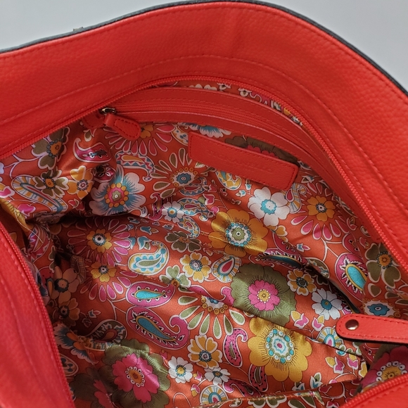 Tignanello Handbag - Picture 6 of 8